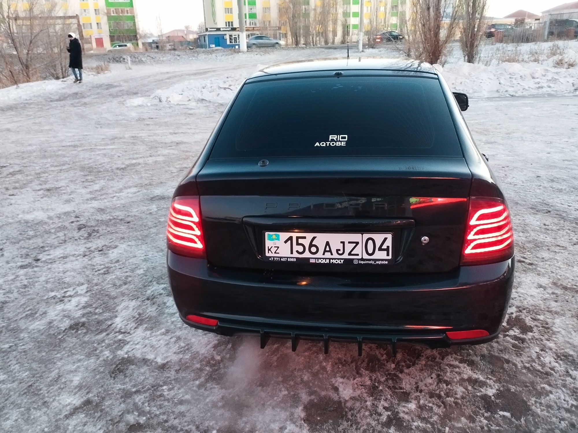 Продам приора хэтчбек 2013