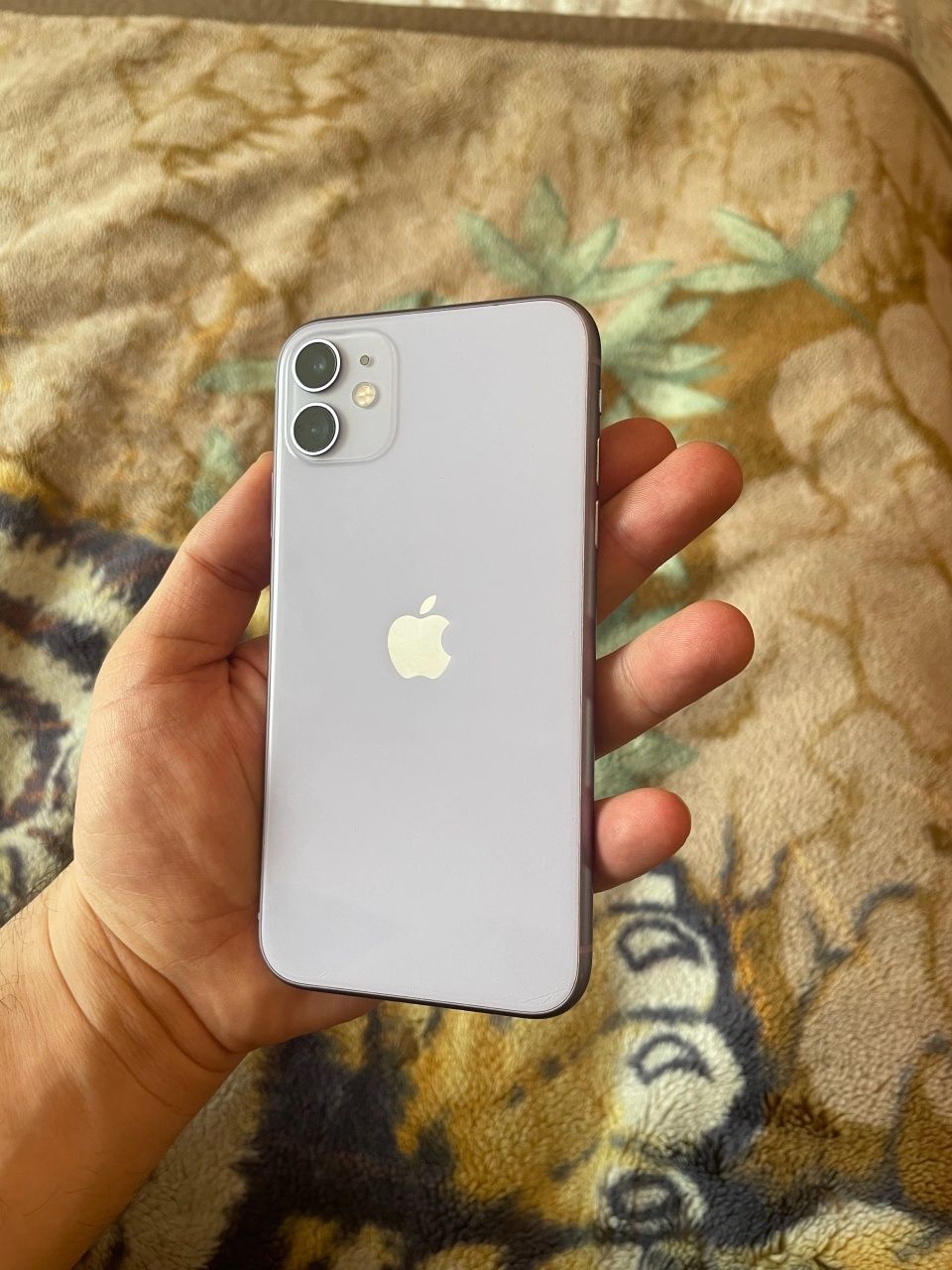 Айфон 11 64гб iPhone