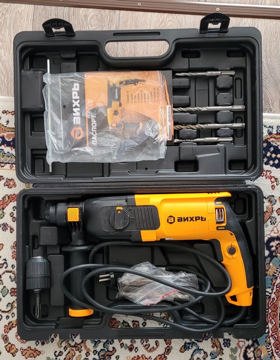 Продам перфоратор Вихрь П-900К