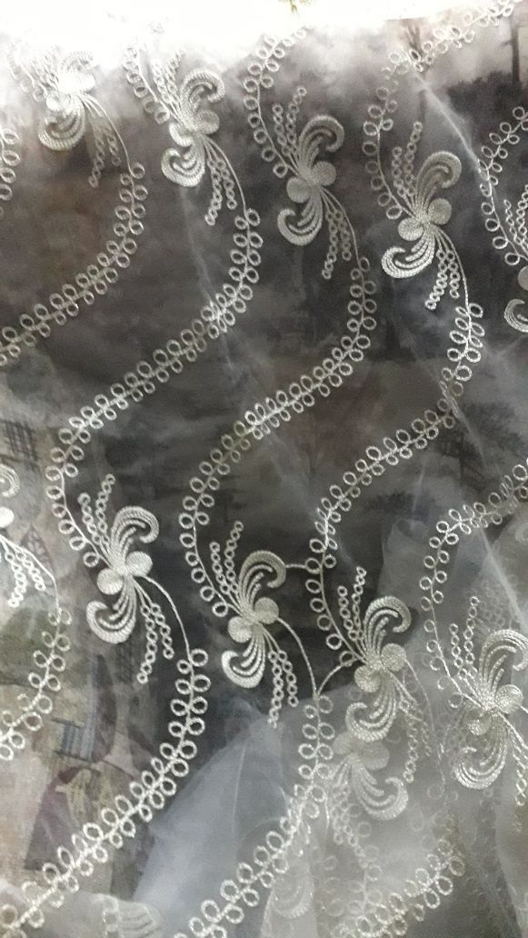 Продам шторы , в зал , спальню , арганза очень красивые , ширина  5,20