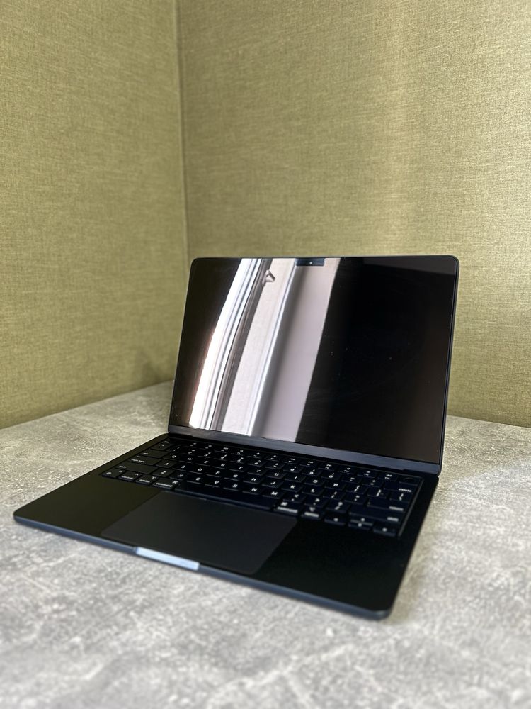 Macbook air , M3 , 16 Gb , 512 Gb
