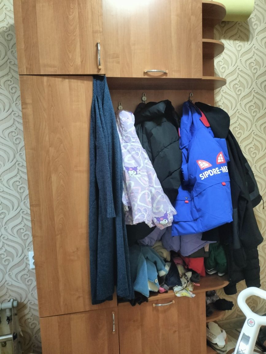 Прихожая ,прихожка