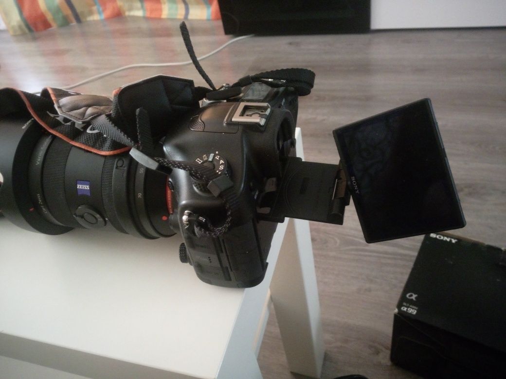 Камера Sony SLT-A99 + объектив  Sony Zeiss 24-70 2.8 ZA