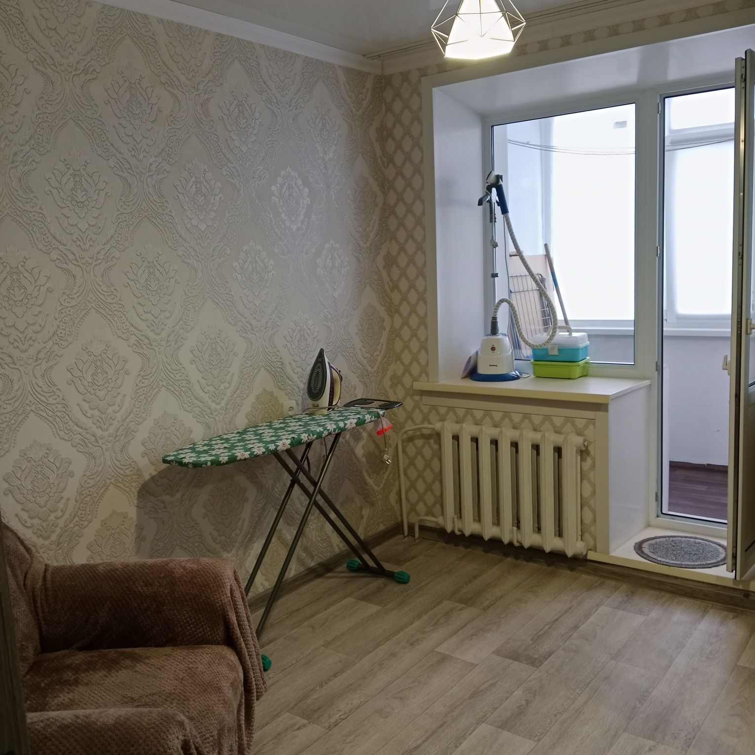 Продам 4 комнатную квартиру на Грэссе 86 квм
