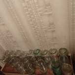 Продам стеклянные банки 1 литровые,б/у чистые  винтовые и под ключ