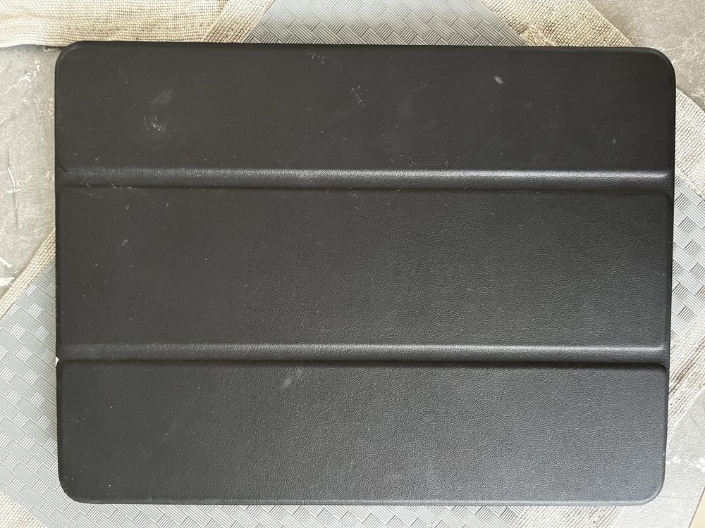 Продам Ipad 9 поколения 2021 года