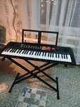 Синтезатор YAMAHA со стойкой