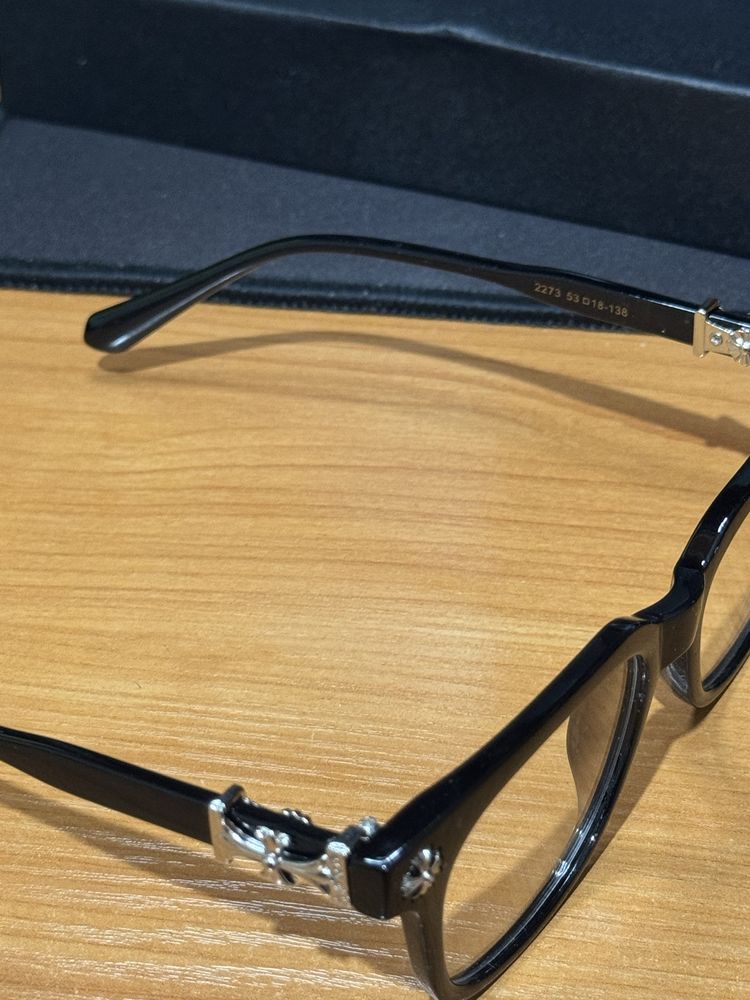 Продам очки Chrome Hearts