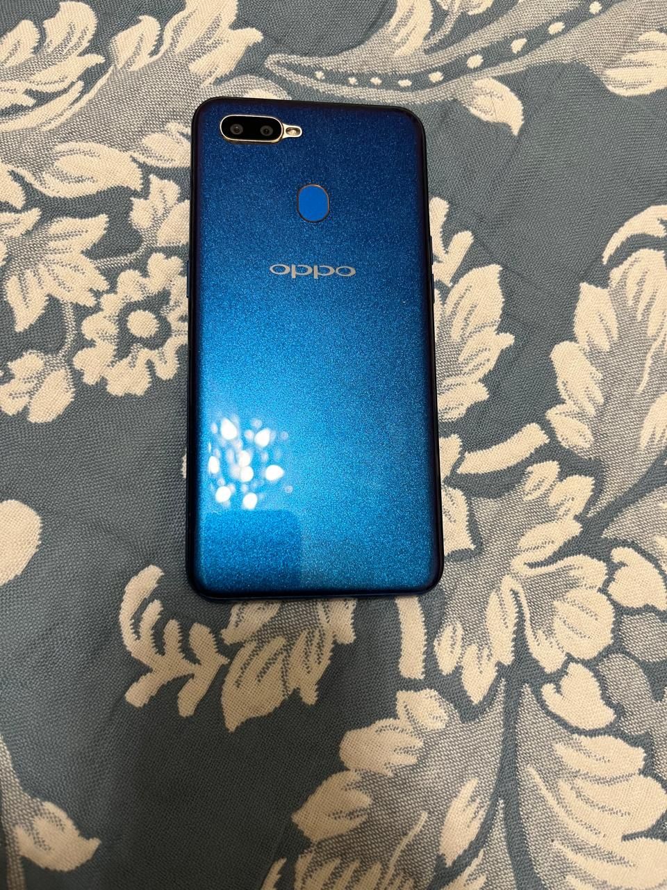 Продается сотовый телефон OPPO A5S