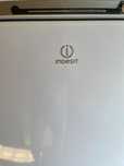 Продам морозильник INDESIT высотой 167 см в отличном состоянии