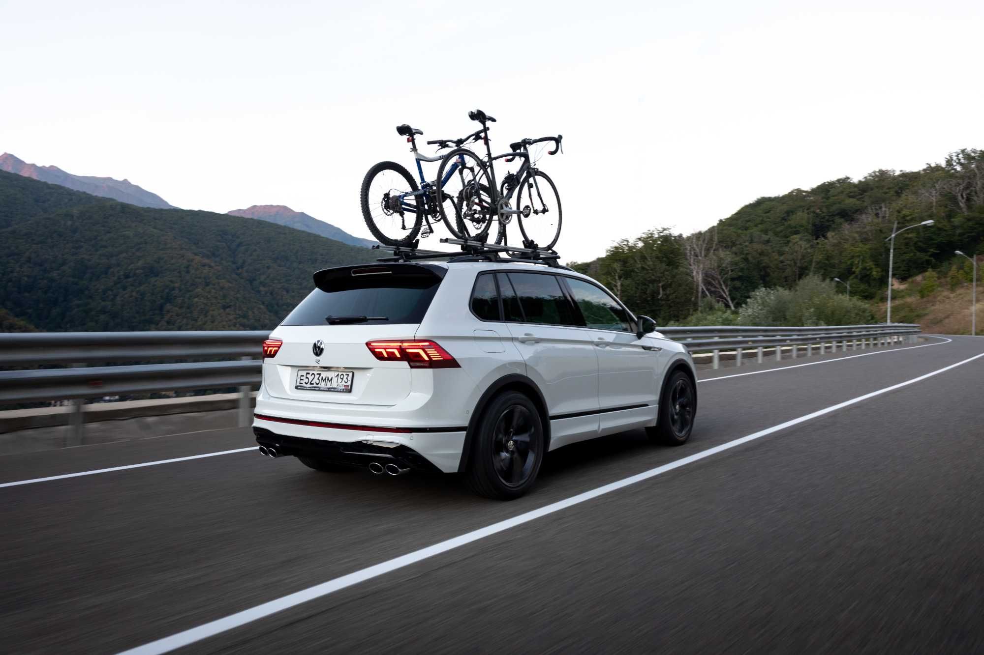 Велокрепление на крышу автомобиля LUX Bike-1 в наличии в Уральске