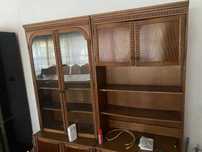 Продам качественную мебель-стенку из натурального дерева (Румыния)