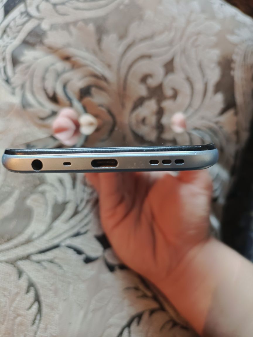 срочно продаю Oppo a54