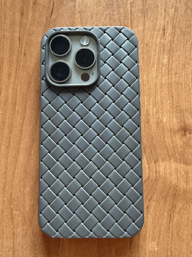 Iphone 16 pro 99