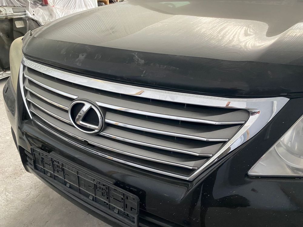 Lexus LX 570 запчасти фар, стоп, бампер, решетка