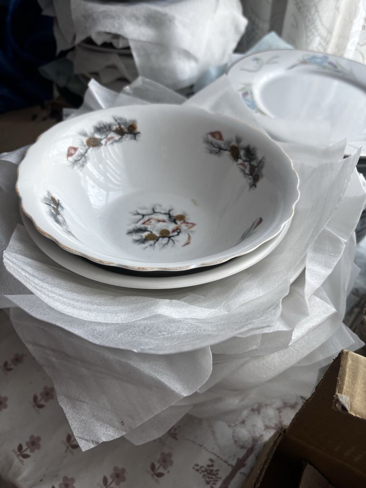 Продам тарелки, бокалы, супницы