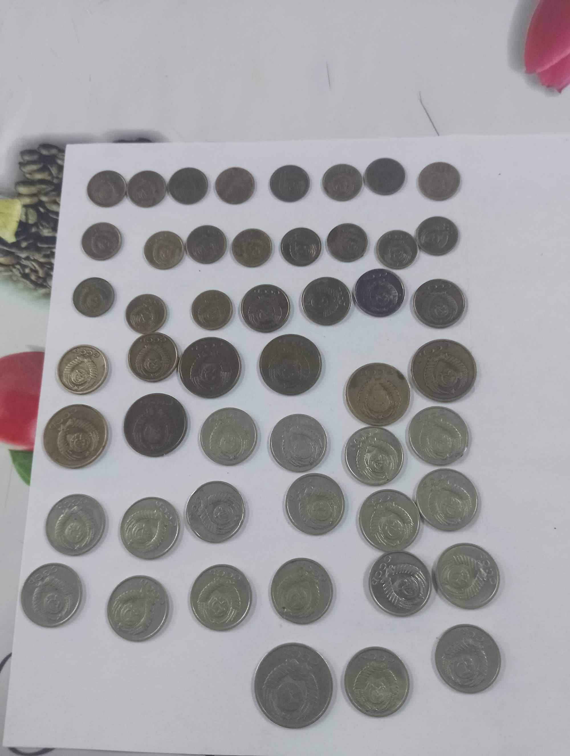 Продам коллекционные монеты, отличного качества.