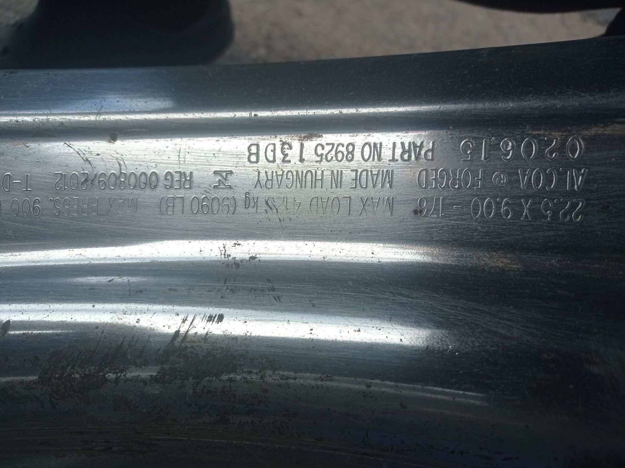 Продам литой грузовой диск
