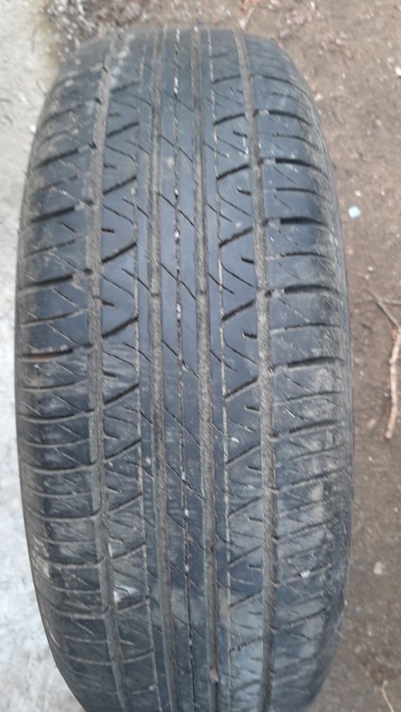 Продам шины разные 17 размер.