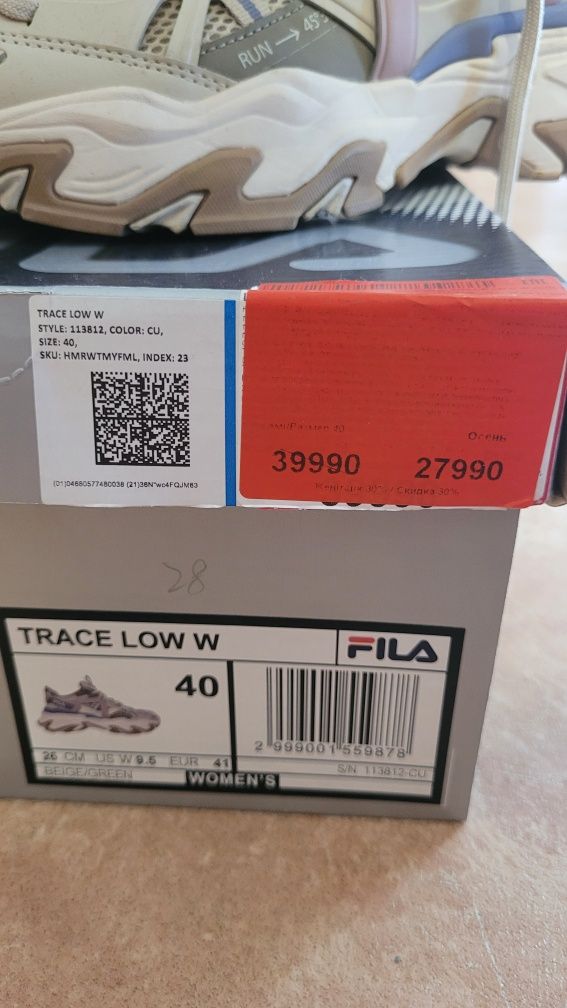 Продам женские кроссовки FILA оригинальные