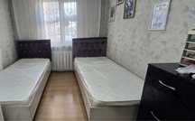 Продам 2 кровати с ортопед матрасом