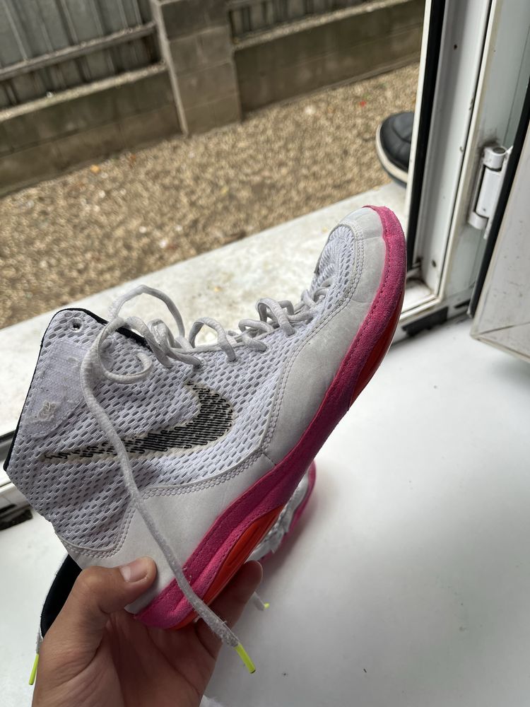 Барцовка Nike INFLICT SE