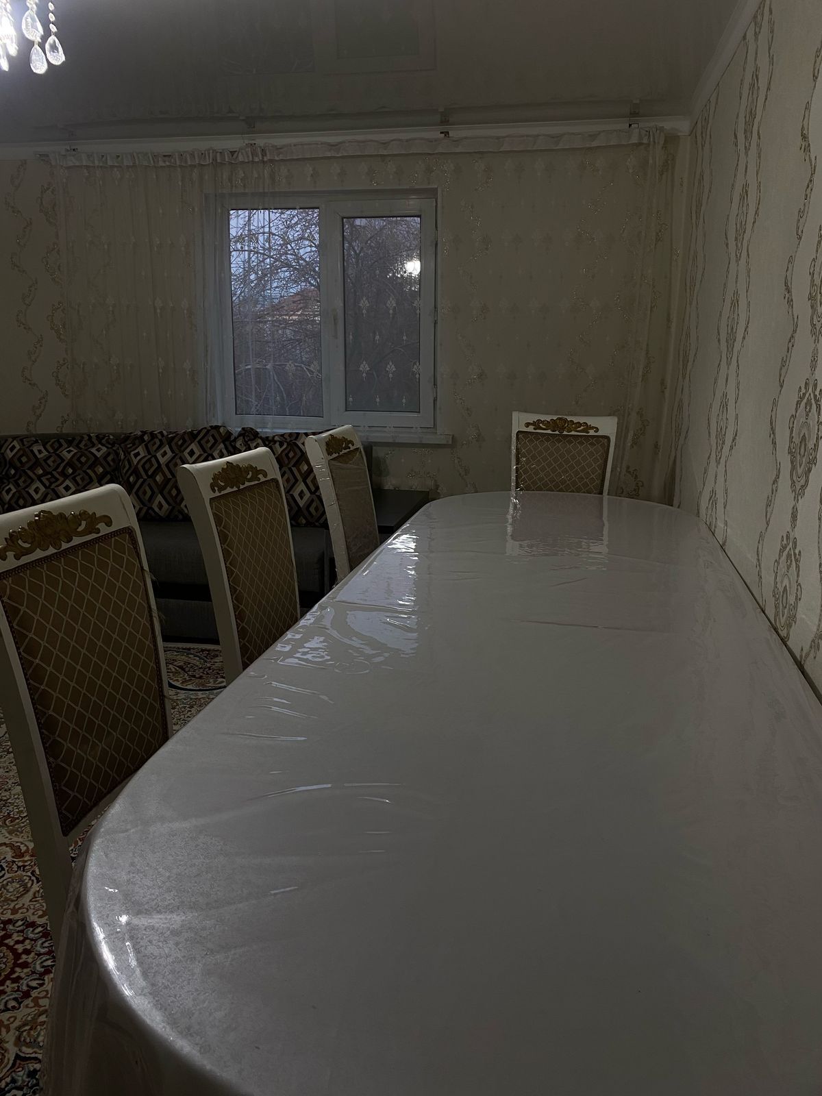 Продам стол со стульями