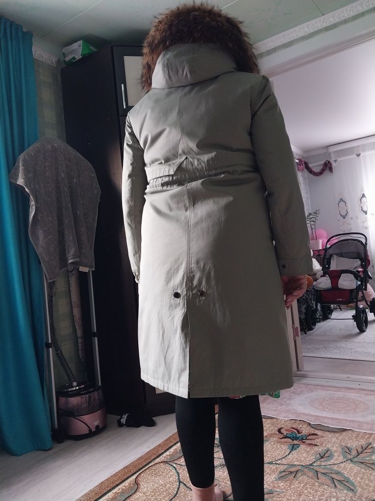 Продам парку натуральную
