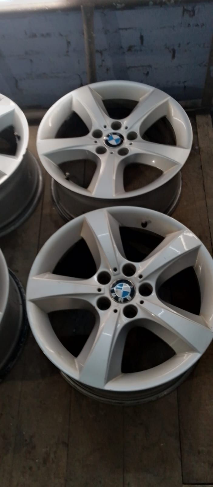 Продам диски  фирмы BMW R-18, R-19