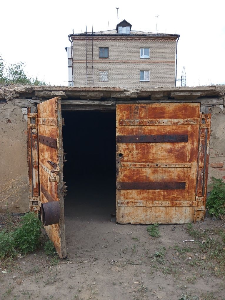 Продам гараж в районе Акку
