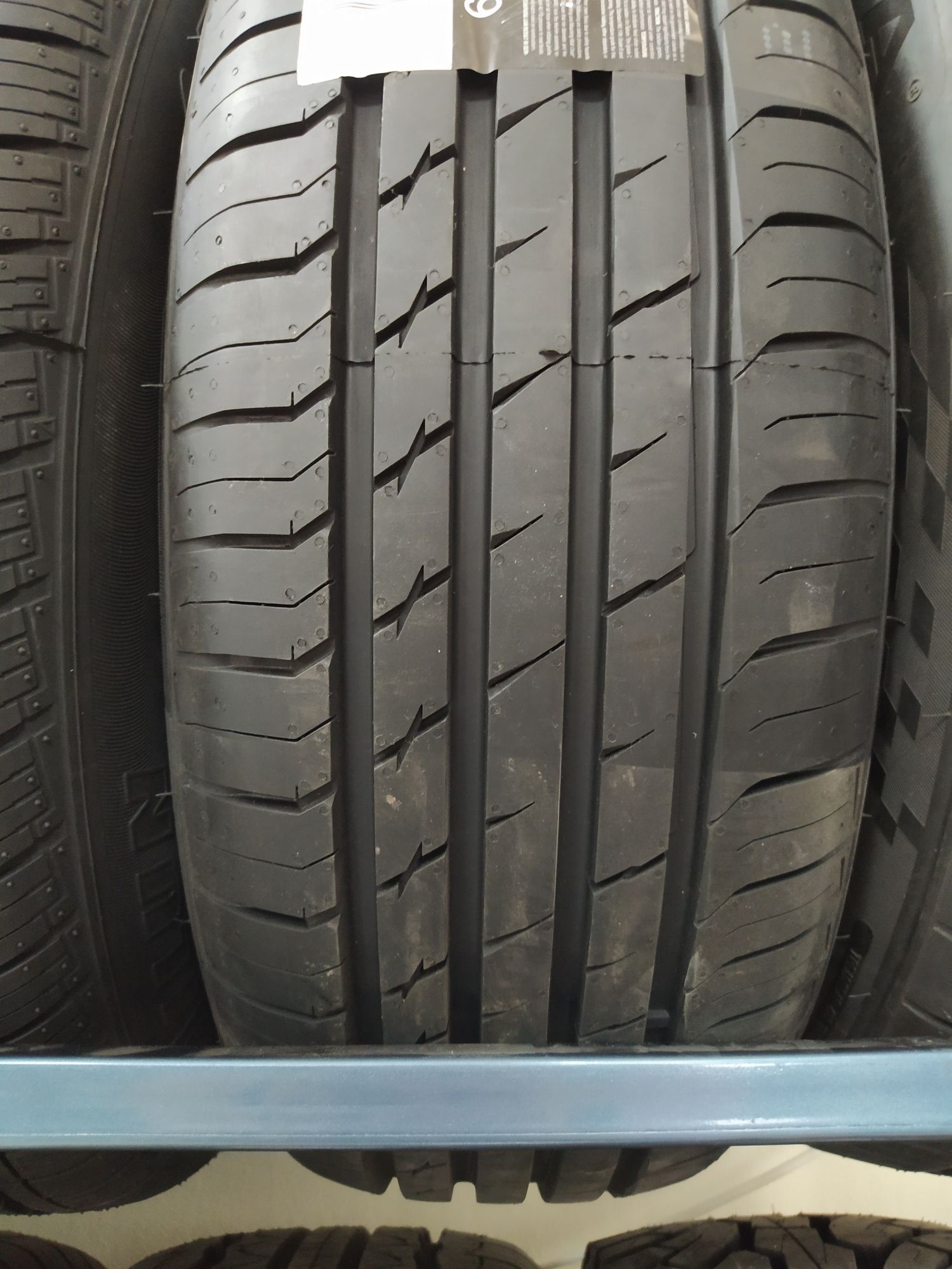 Sailun 215/60R17 Atrezzo Elite