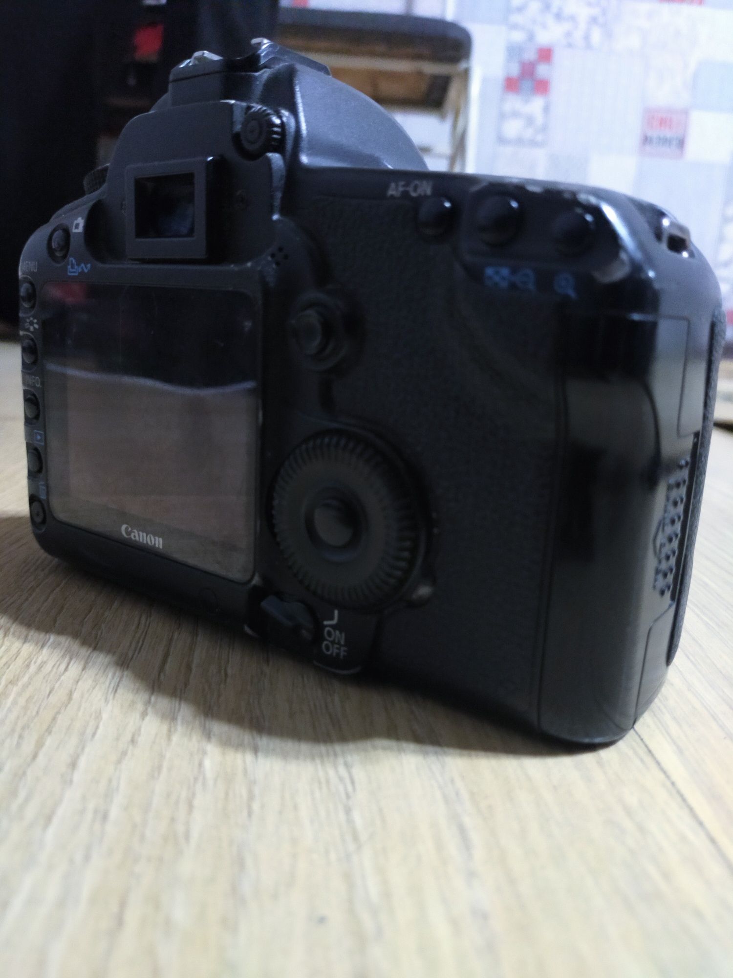 Профессиональный фотоаппарат Canon 5 D mark 2