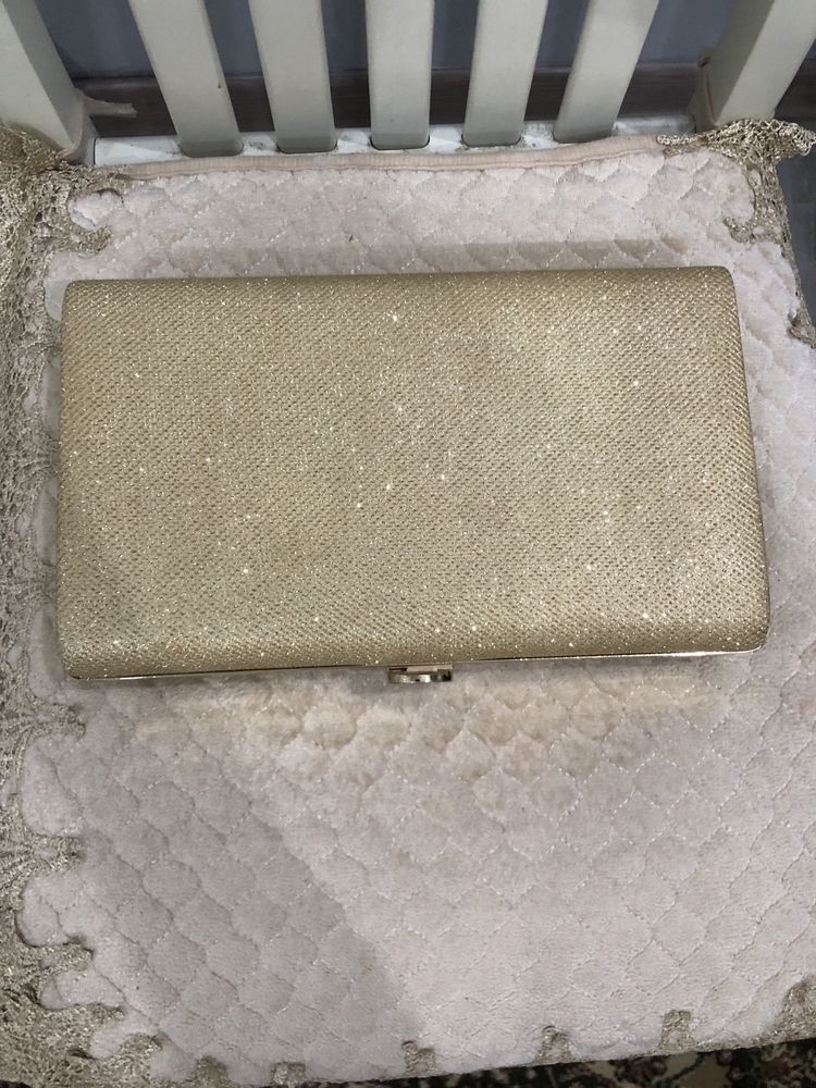 Продам клатч сумку