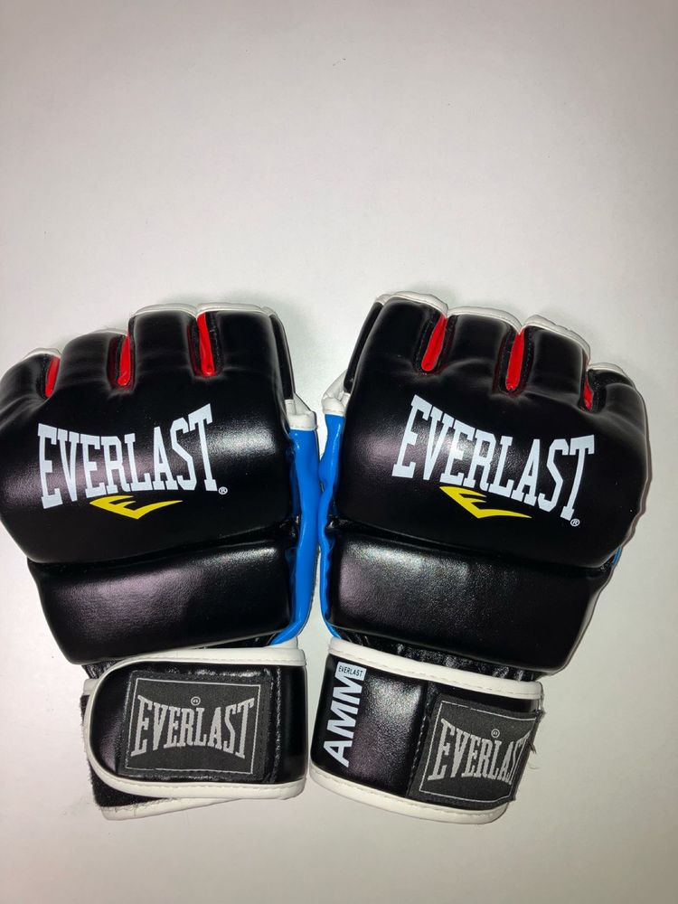 Перчатки для ММА от Everlast