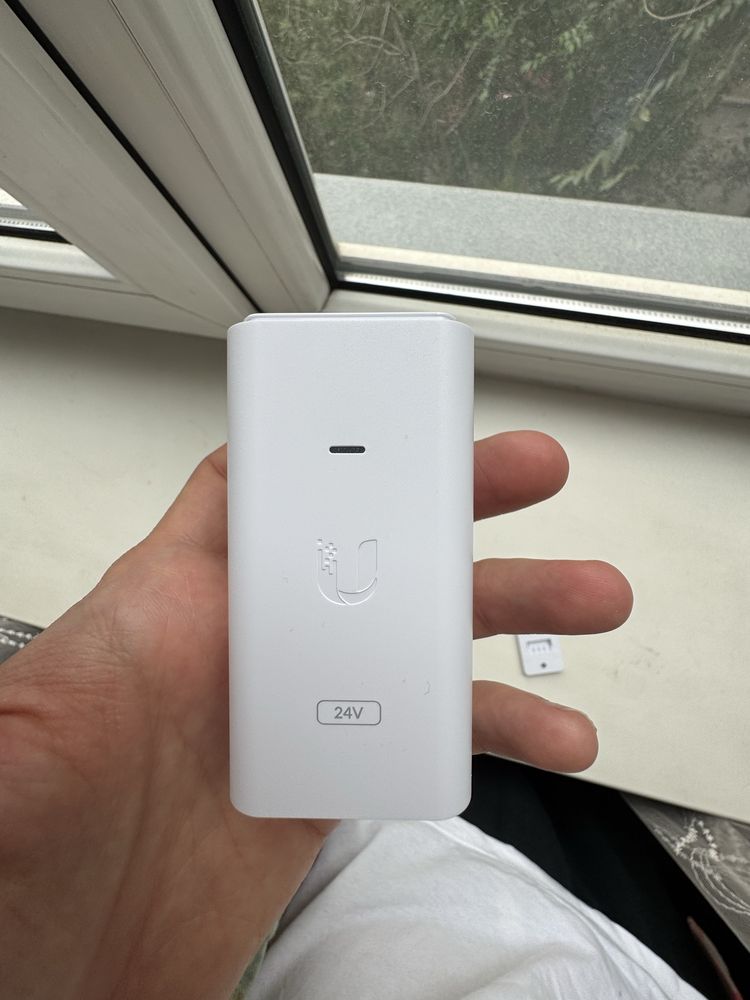 POE блок питания 24V инжектор Ubiquiti