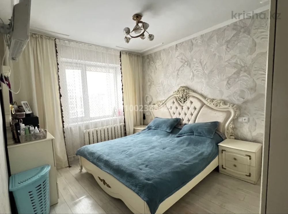 Срочно продам королевский спальный гарнитур!