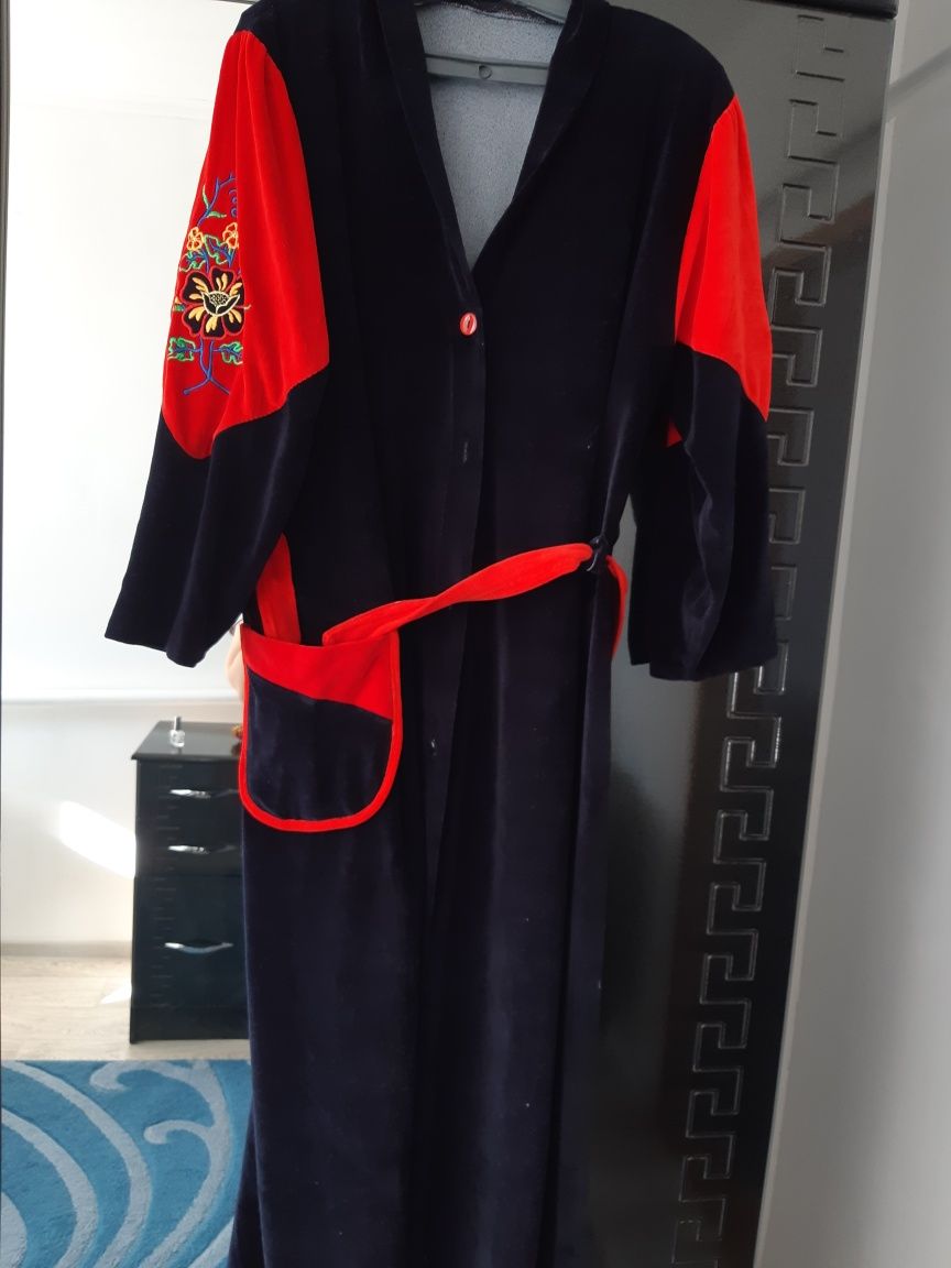 Продам вещи женские 50-52 р
