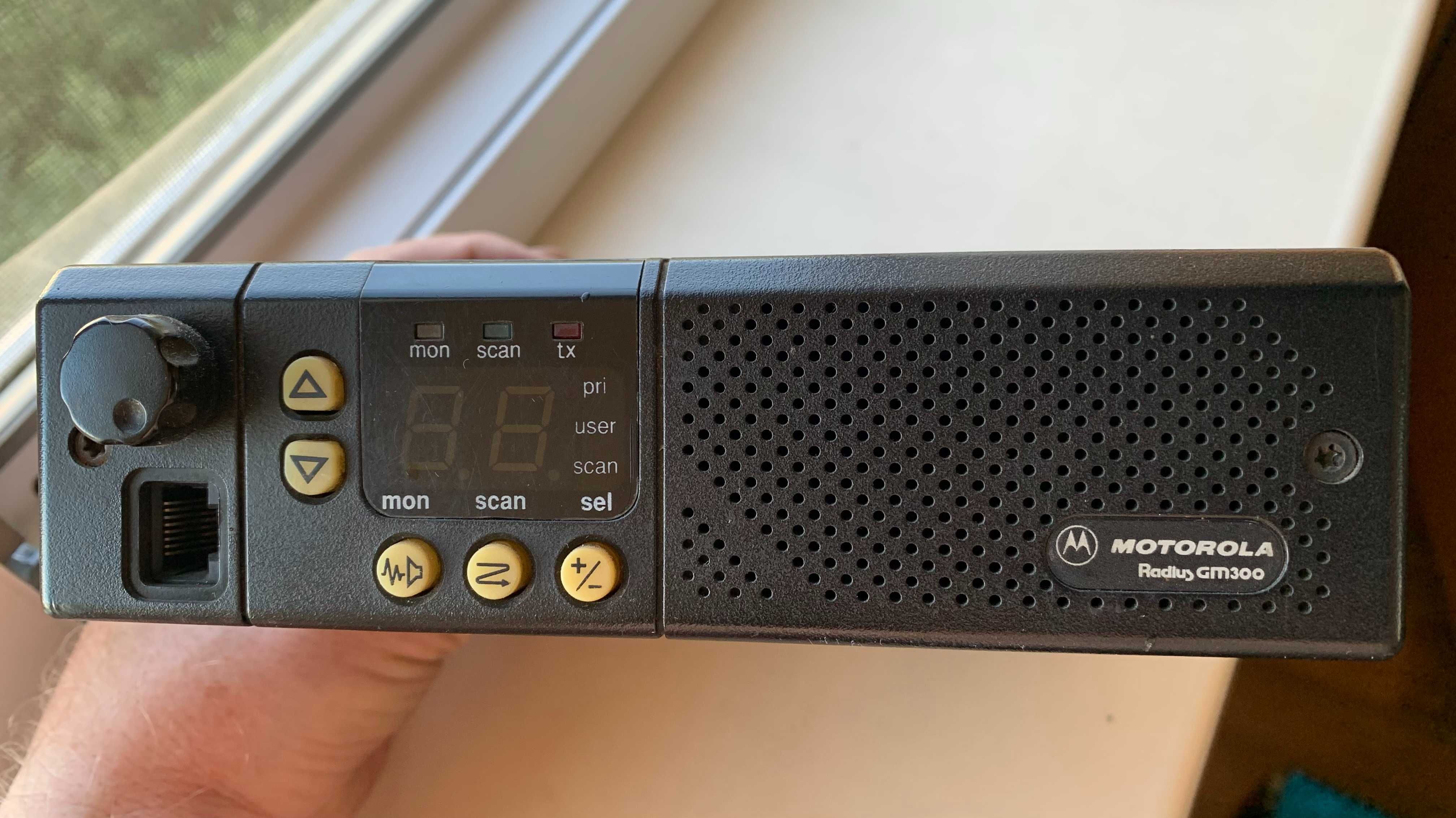 Рация портативная Icom F3