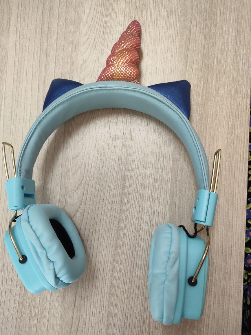 Наушники блютузом