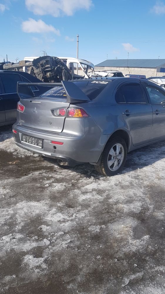 Мицубиси лансер Mitsubishi lancer 2013 год 1.6 мкпп