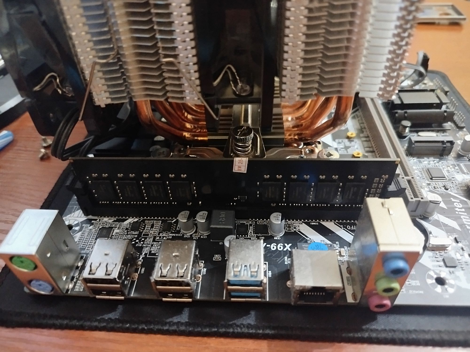 Материнская плата+xeon e5 2680v4+16 ddr4
