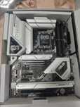 Материнские платы ASUS