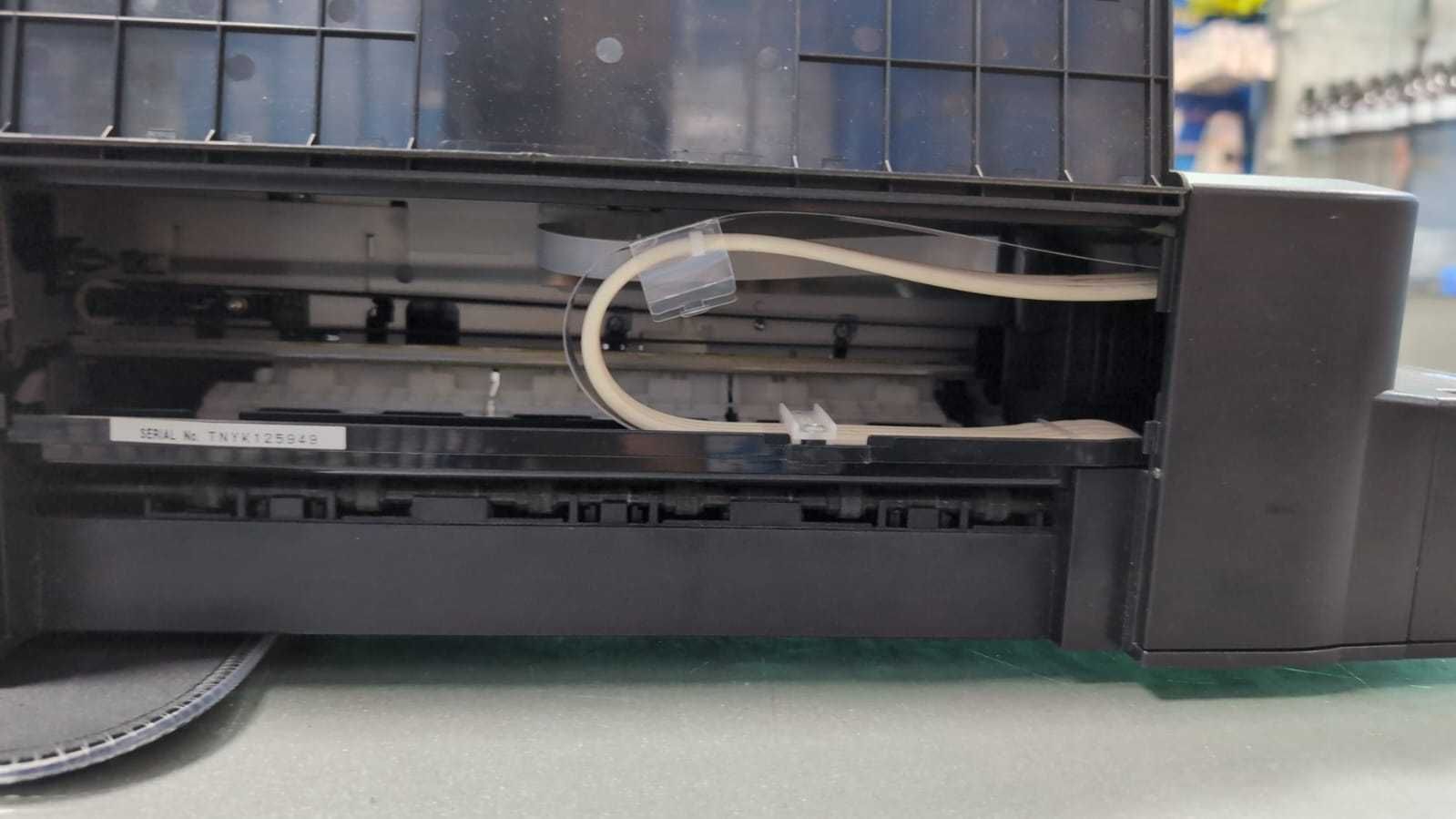Продам принтер Epson L121 цветной, струйный
