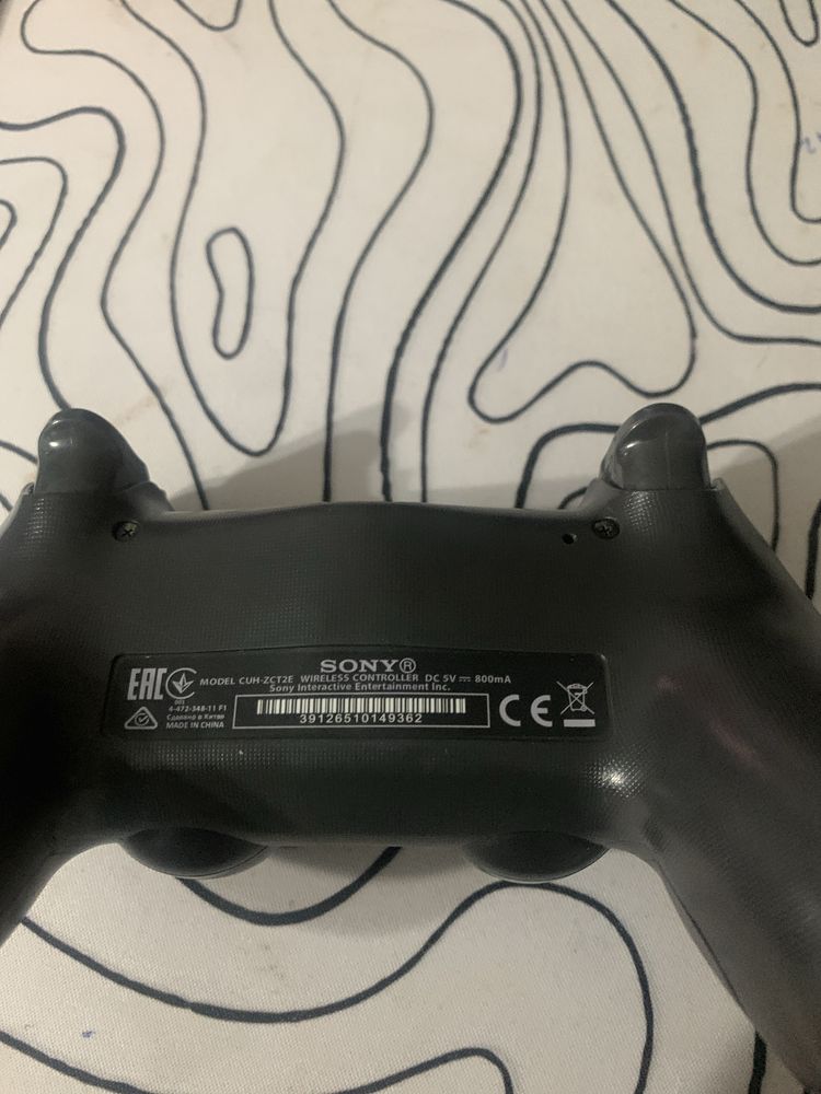 Продам геимпад от ps4