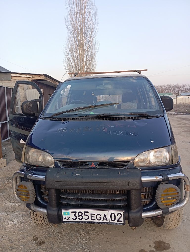 Делика булка 2.4 бензин