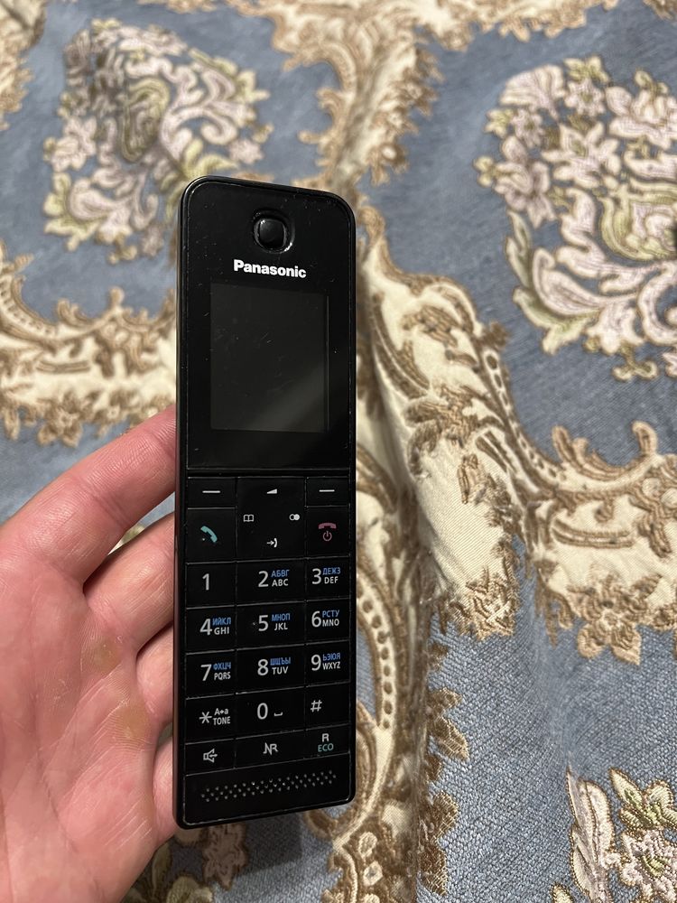 Продам радиотелефон PANASONIC модель KX-TGHAZORU