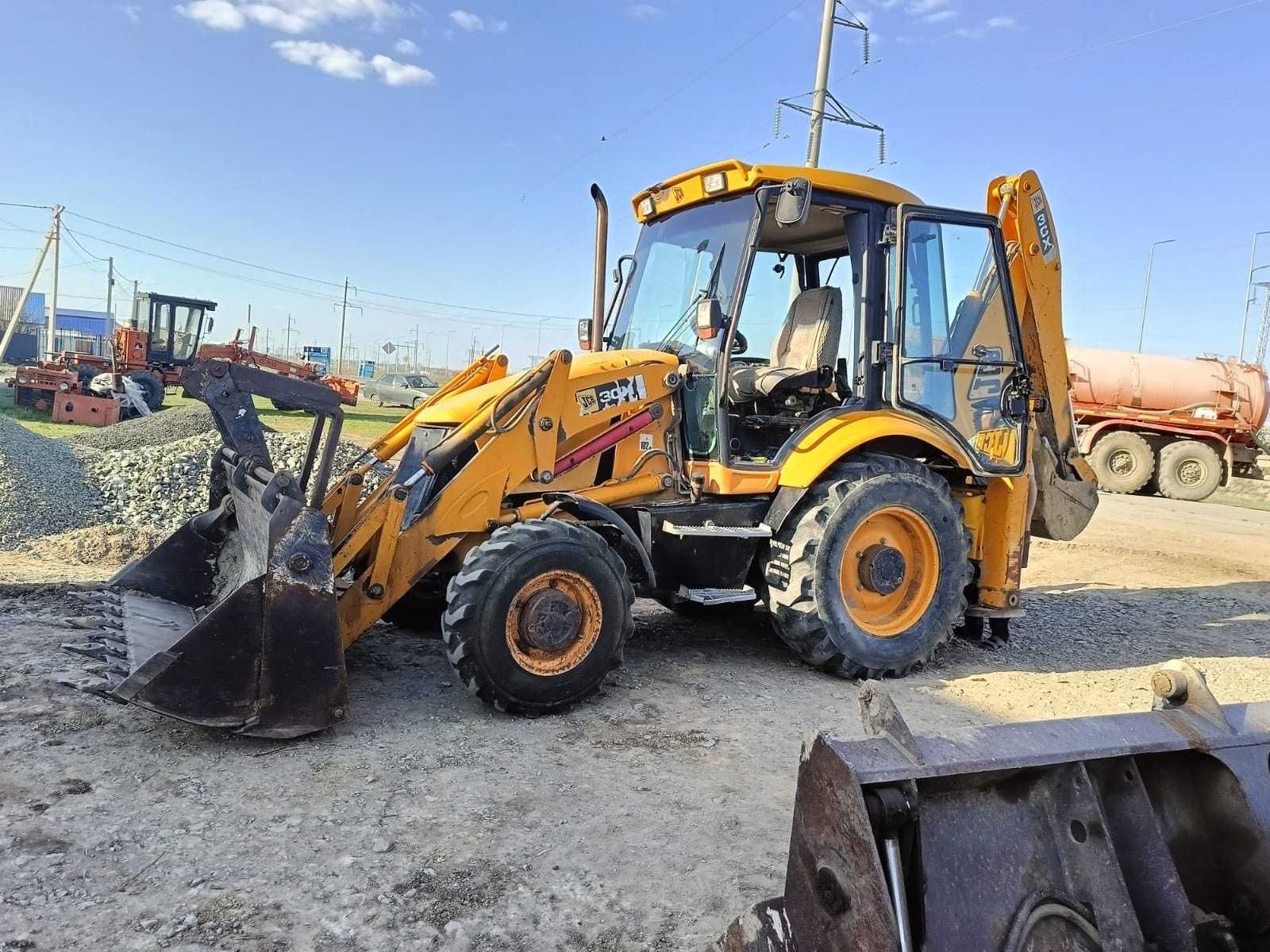 Продажа экскаватор-погрузчик JCB 3CX, 3 в 1