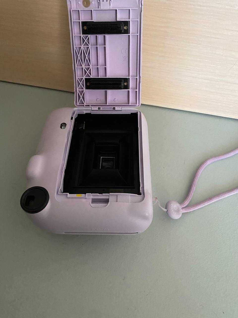 Fujifilm Instax mini 12 фиолетовый