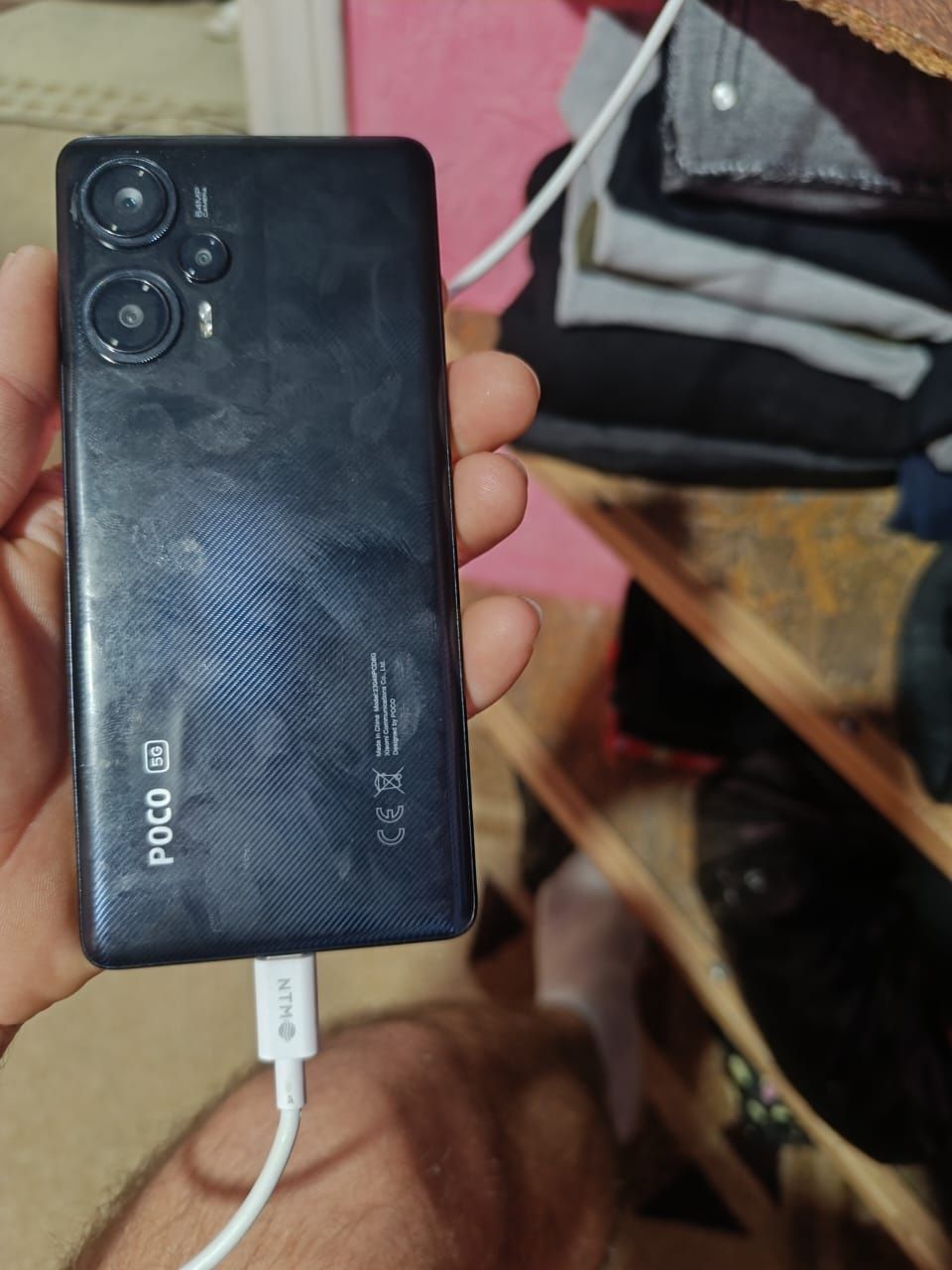 Обменяю поко ф5 на другой смартфон