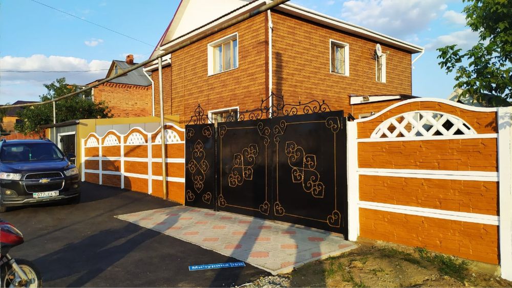 Продам коттедж в отличном районе